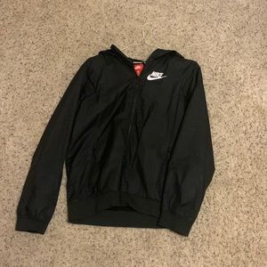 Black Nike Zip Up Windbreaker Boy’s Jacket Size XL / Fits Like Women’s Small